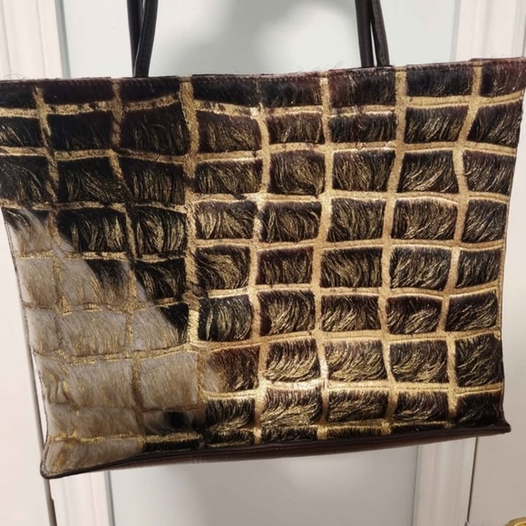 Elegant Brown and Gold Tote Bag - Picture 2 of 5